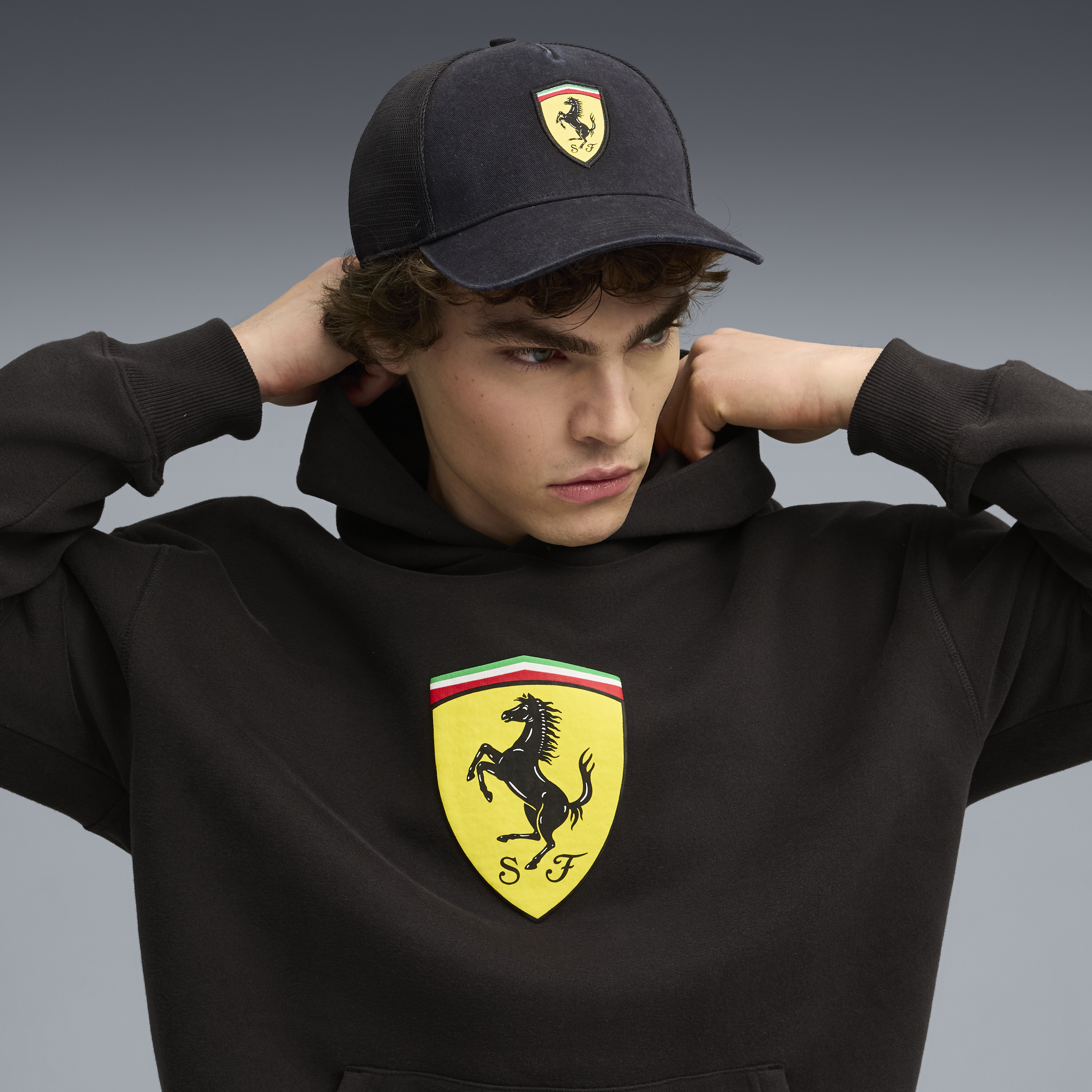 Czarna czapka trucker Ferrari, Puma 🔥