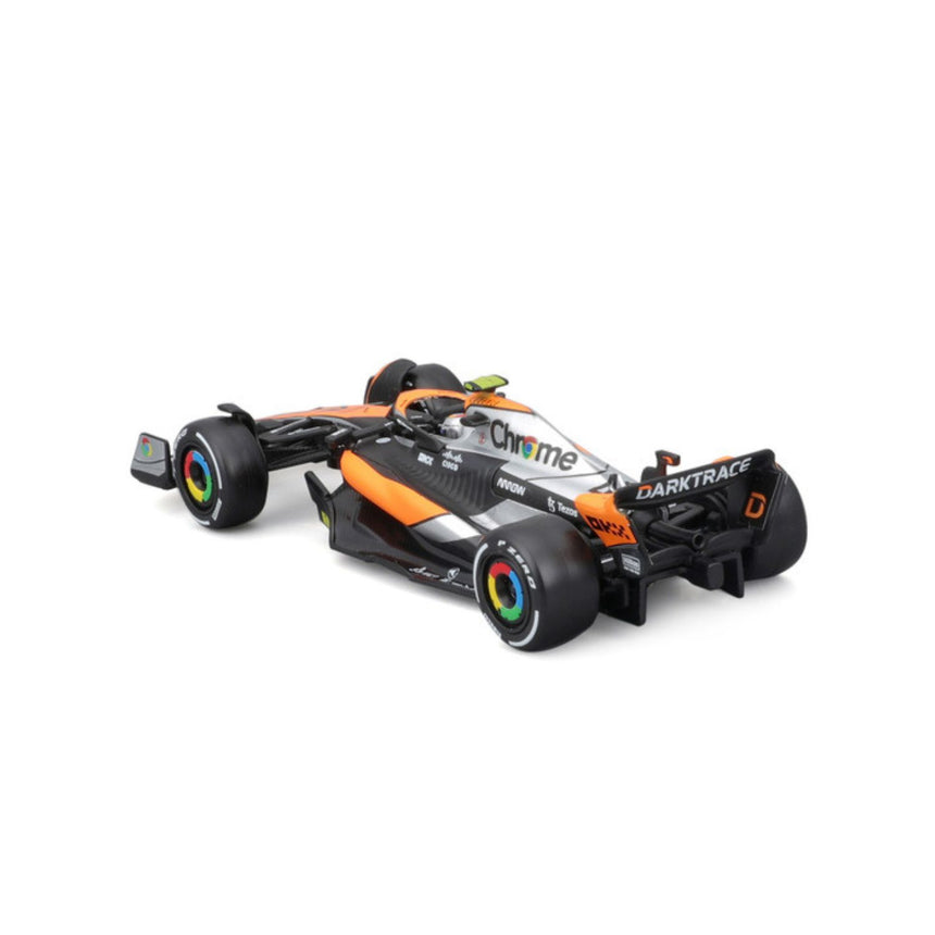 McLaren F1 Modellauto, mit Helm, MCL60, bburago, 1:43, Lando Norris #4