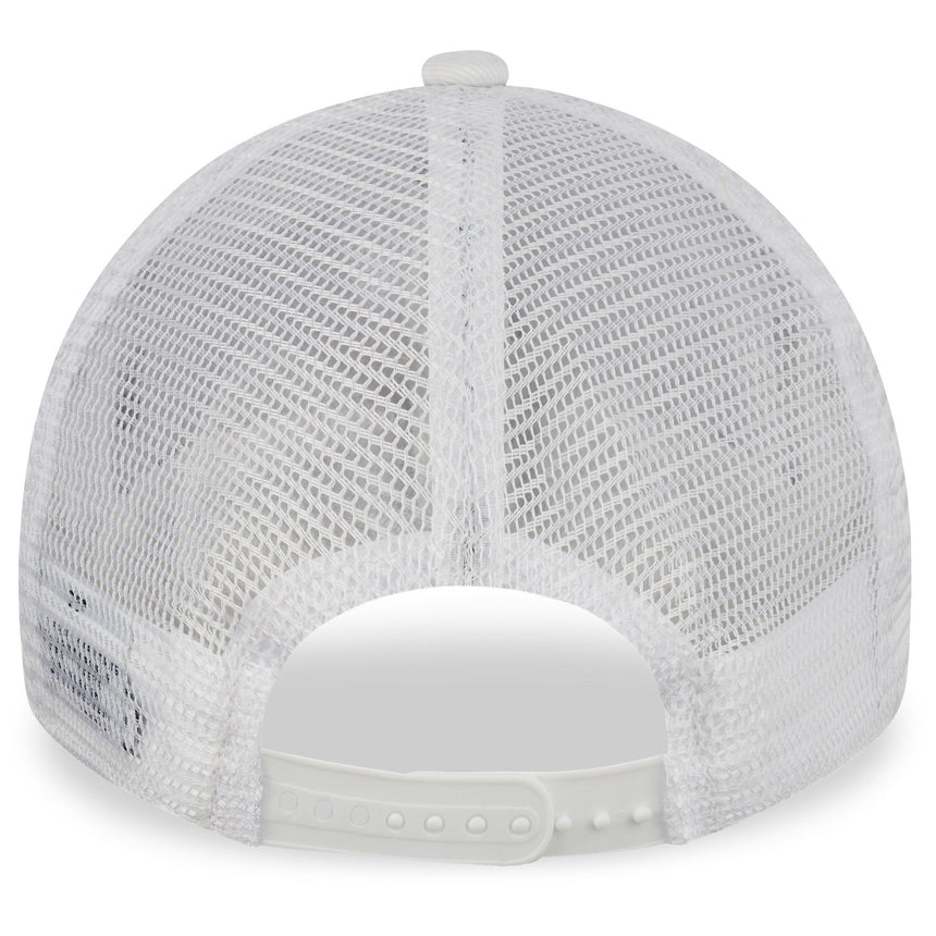 Czapka z daszkiem New York Yankees, New Era, trucker, Essential, biała