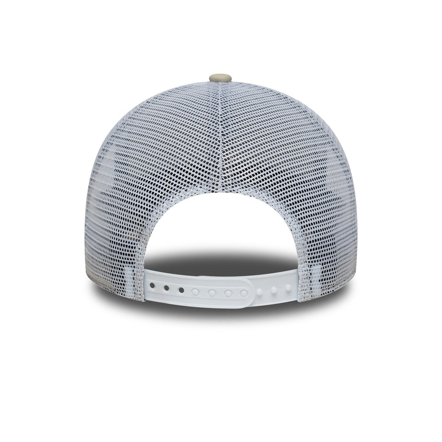 Czapka New York Yankees, New Era, trucker, niezbędna, beżowa