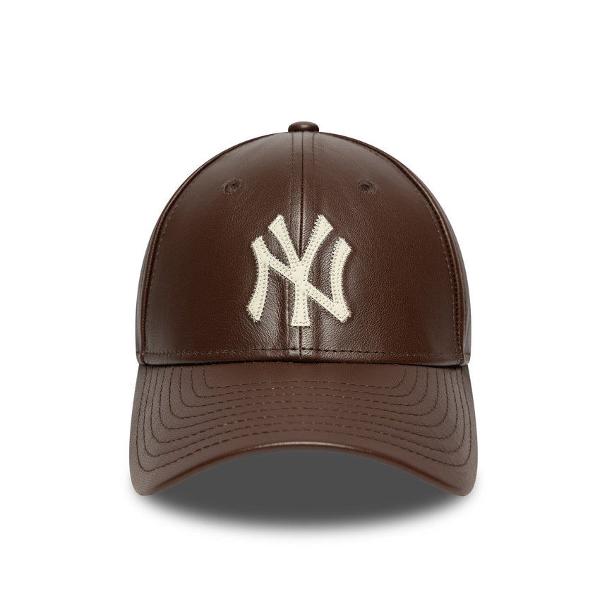 Czapka z daszkiem New York Yankees, skórzana, New Era, 9FORTY, gładka, brązowa