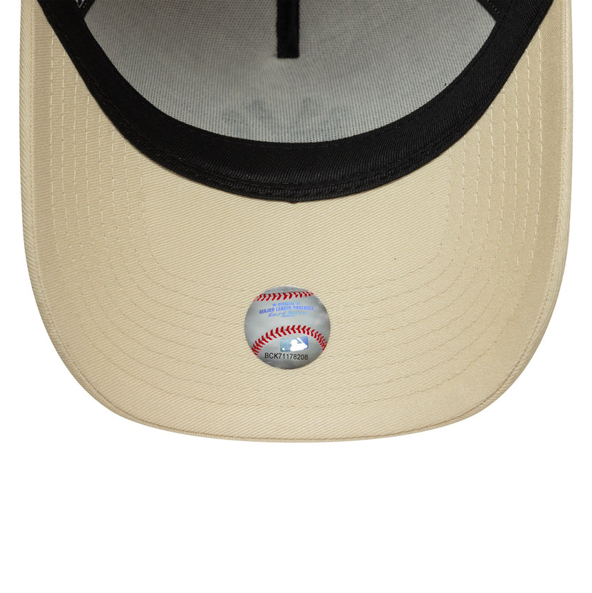 Czapka New York Yankees, beżowa, z boczną naszywką, A-frame, New Era, 9FORTY
