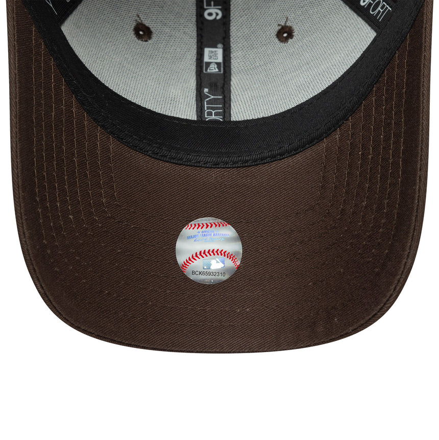 Czapka damska New York Yankees, LEAGUE ESS MIDI, 9FORTY, brązowa
