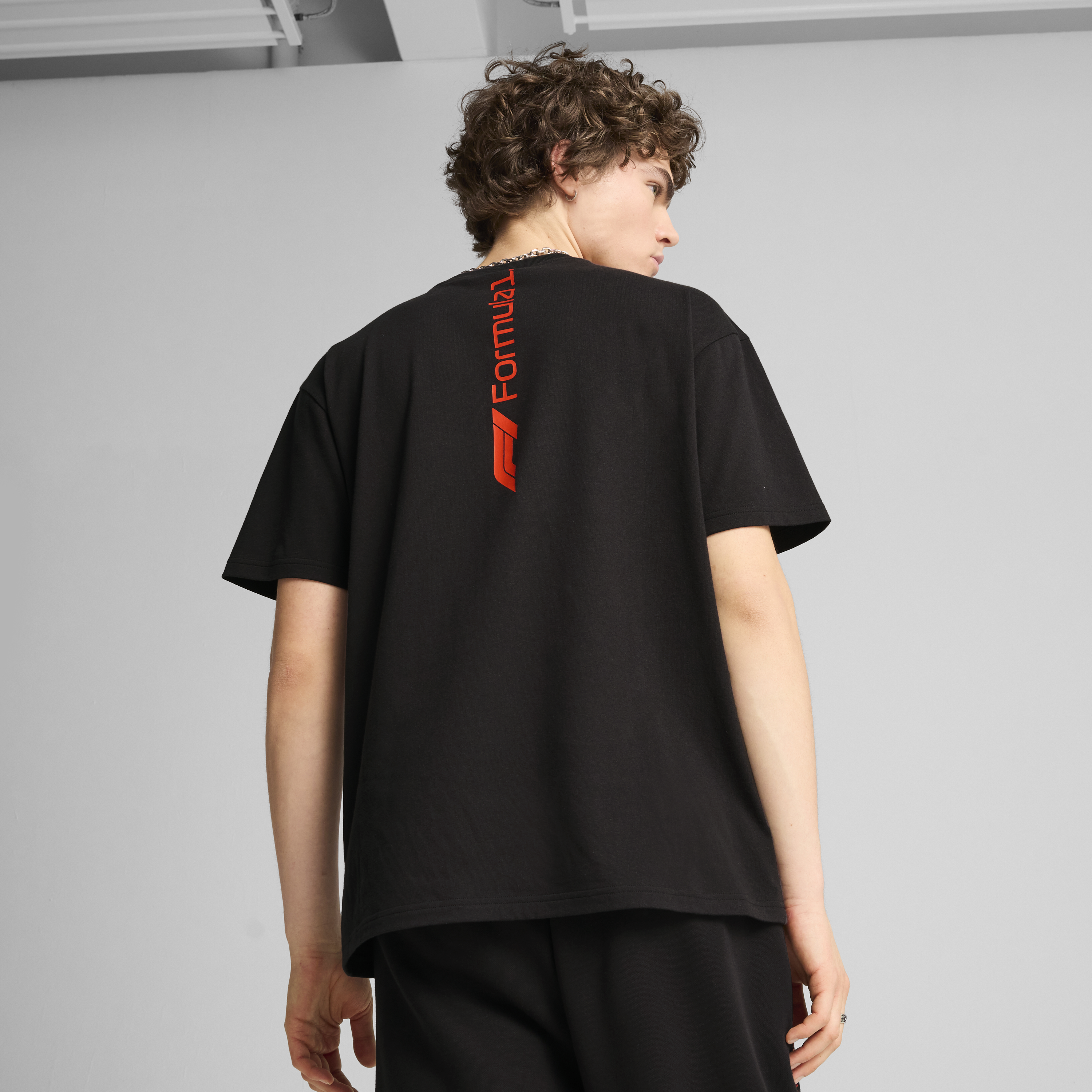 Koszulka F1, Puma, Essetial+, luźny krój, czarna 🔥