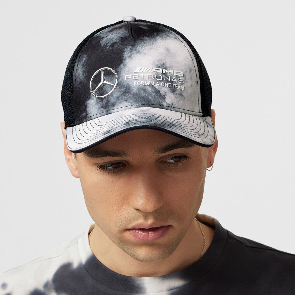 Kšiltovka Mercedes Tie Dye Trucker šedá - FansBRANDS®