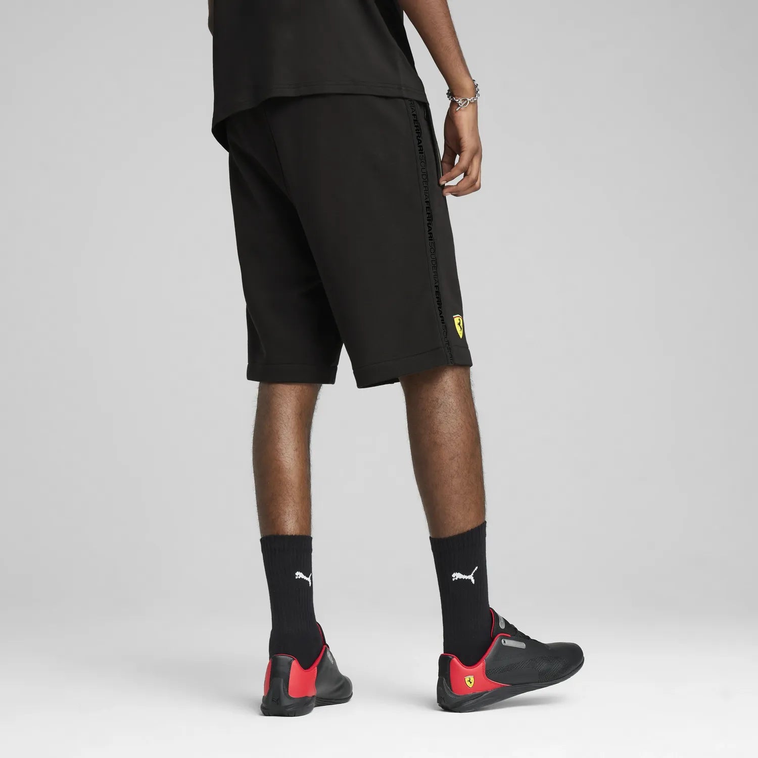 Ferrari-Rennshorts 🔥