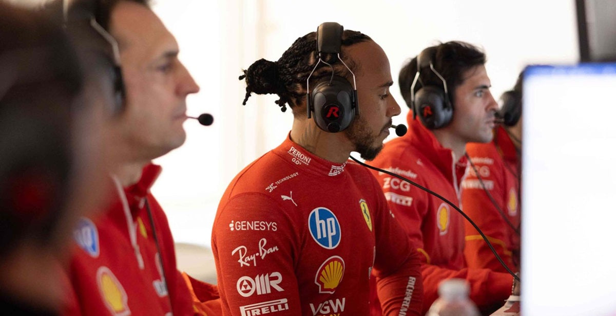 Villeneuve: "Hamilton musi przejąć kontrolę"