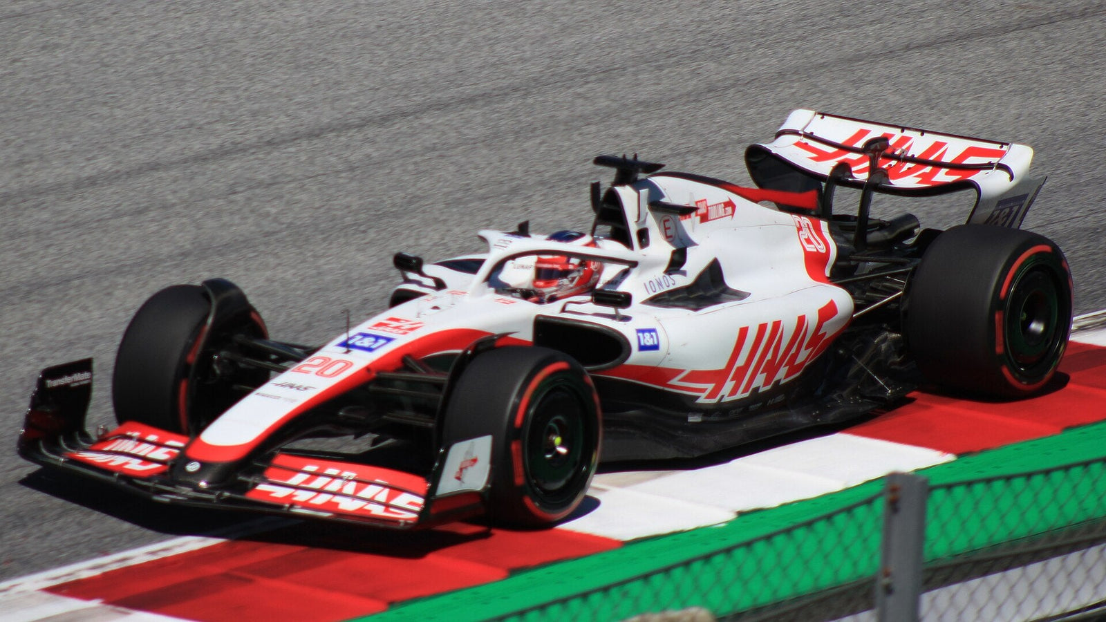 Romain Grosjean wraca do F1 – łzy szczęścia po teście Haasa!