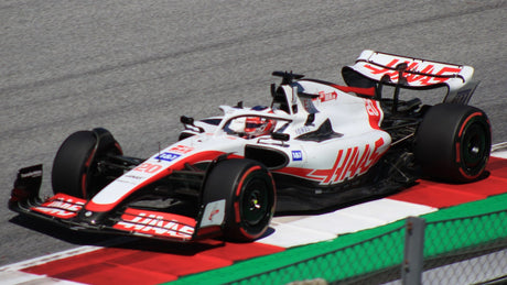 Romain Grosjean wraca do F1 – łzy szczęścia po teście Haasa!