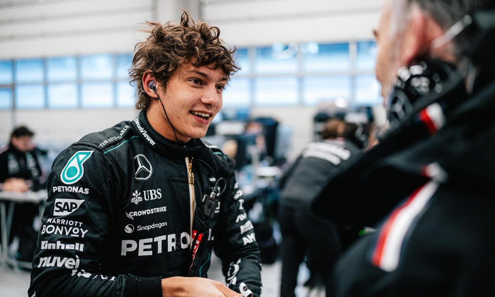 19-latek zadziwia świat F1! Toto Wolff nie kryje zachwytu