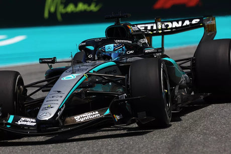 Mercedes i Russell szukają przyczyny spadku prędkości