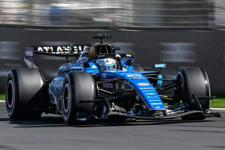 Williams pokazuje malowanie inspirowane modelem FW07C