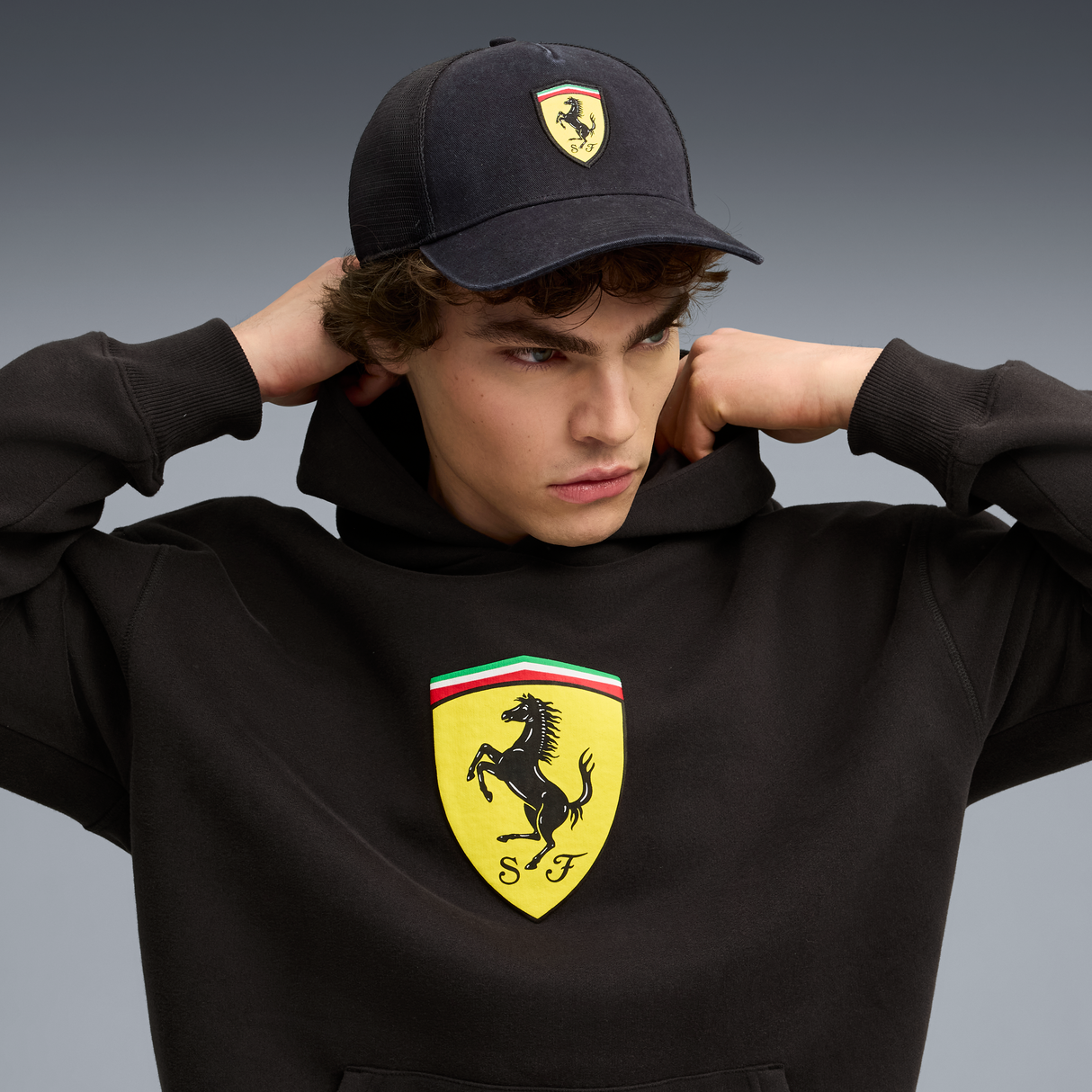 Czarna czapka trucker Ferrari, Puma 🔥