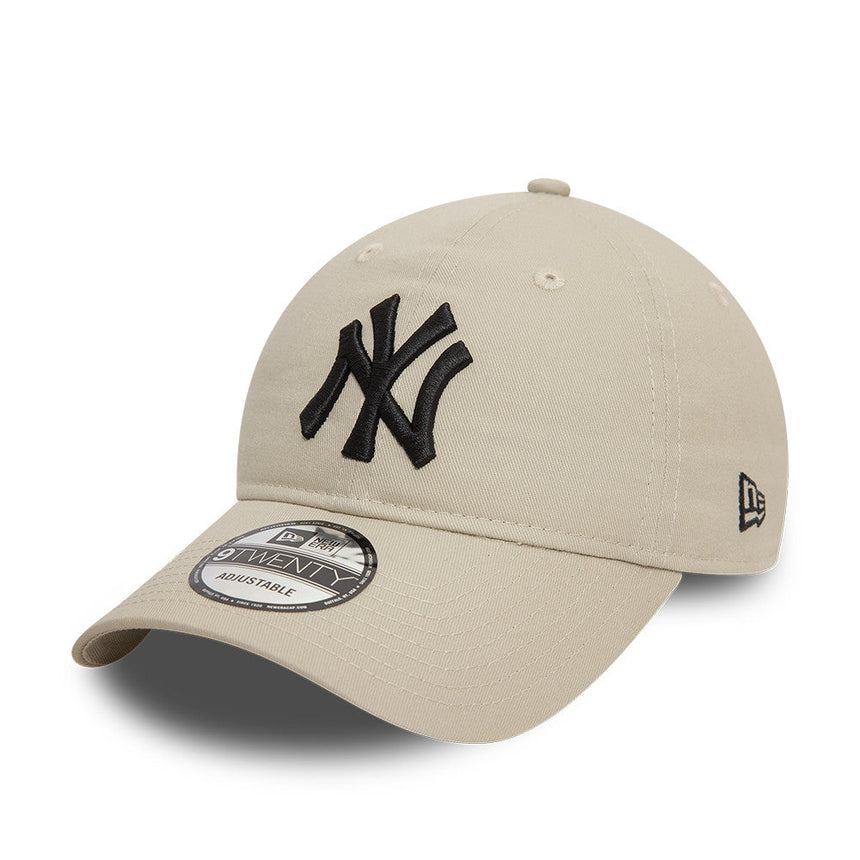 Czapka New York Yankees, czarne logo, New Era, 9TWENTY, niezbędna, beżowa