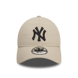 Czapka New York Yankees, czarne logo, New Era, 9TWENTY, niezbędna, beżowa
