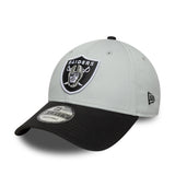 Las Vegas Raiders, dwukolorowy pin, New Era, 9FORTY, naszywka boczna, czarno-biała